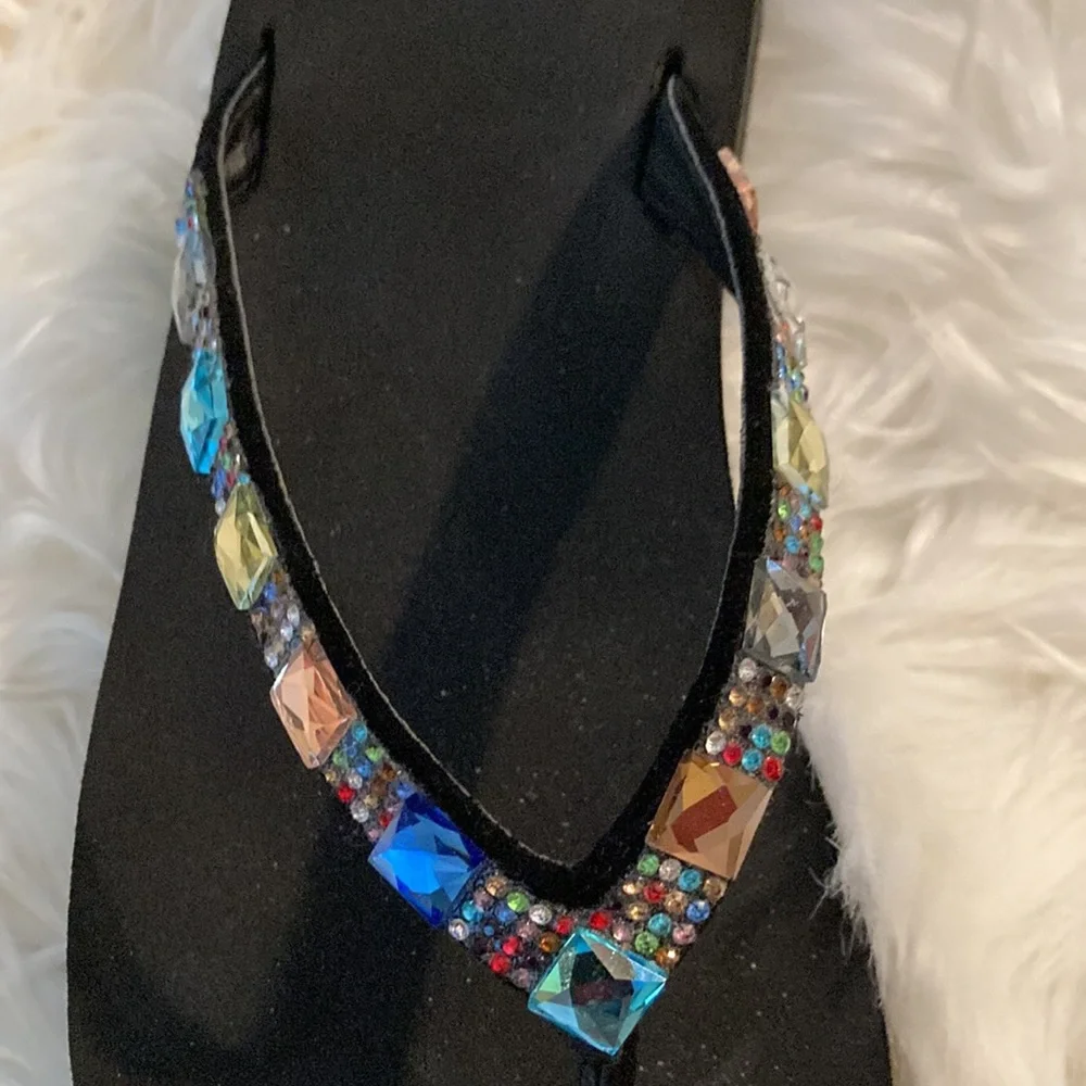 Black w/ multicolor jewels Yellow Box flip flops, like new, sz. 8 1/2. $29 - Picture 10 of 12
